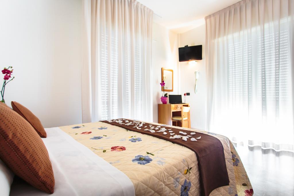 Du Hotel 3*
