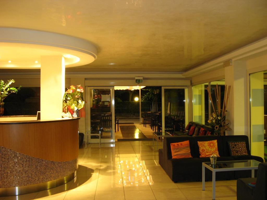 Hotel Du